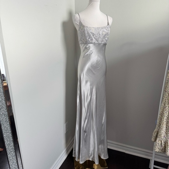 NWT Deadstock Vintage Silver Satin Slip Dress Y2K Maxi Gown with Lace Bust L - Picture 6 of 11